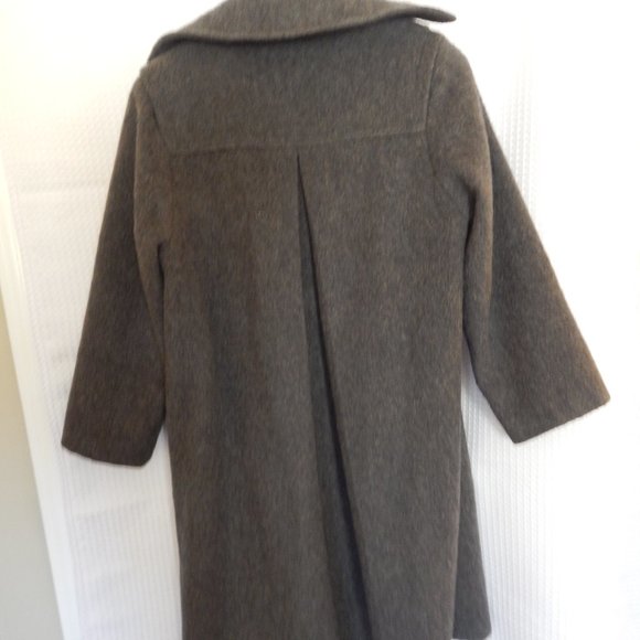 Vintage grey wool coat with blue plaid flannel lining, size small. - Picture 3 of 3